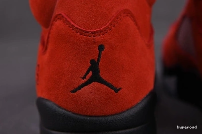 Hyperoad (2021) RETRO AIR 5 RED BULLS RAGING JORDAN 0720